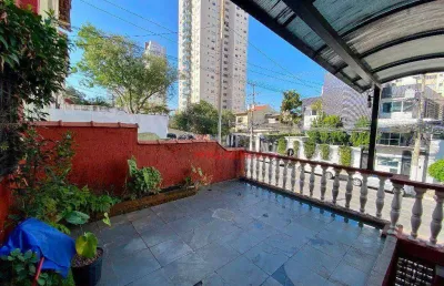 Sobrado à venda na vila mariana – 4 dorms, 2 vagas, quintal e localização privilegiada!