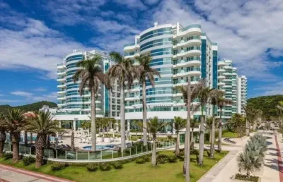 Apartamento de luxo com 3 suítes a venda na praia brava