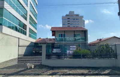 Casa com 3 dormitórios a venda em barra velha a 30 metros do mar