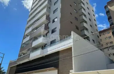 Apartamento com 3 dormitórios sendo uma suíte a 80m do mar em navegantes