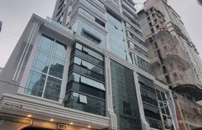 Apartamento com 4 quartos à venda na Rua 236, 400, Meia Praia, Itapema