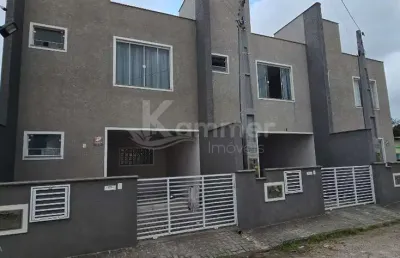 Imperdível casa à venda em penha-sc, bairro armação: 2 quartos, 2 suítes, 1 sala, 3 banheiros, 1 vaga de garagem, 94m².