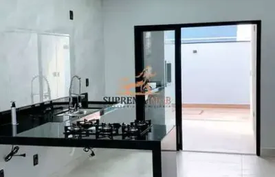 Casa com piscina, á venda condomínio horto florestal villagio-r$720.000,00