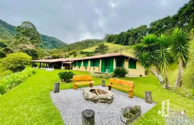Sitio nas montanhas à venda na cidade de teresópolis rj