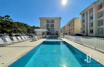 Apartamento funcional à venda em teresópolis-rj: 2 quartos, 1 suíte, 1 sala, 2 banheiros, 1 vaga de garagem, 58,00 m²!