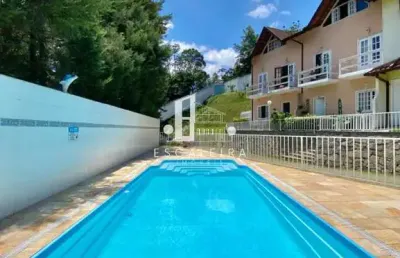 Casa em condomínio fechado com 3 quartos à venda no Ermitage, Teresópolis 