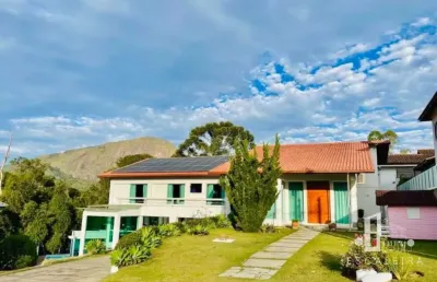 Casa de condomínio à venda no centro da cidade da cidade de teresópolis rj