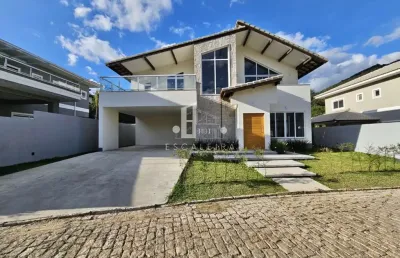 Casa em condomínio à venda em teresópolis-rj, bairro albuquerque, 3 quartos, 3 suítes, 4 banheiros, 4 vagas, 260m².