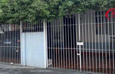 Casa térrea em rua fechada e região nobre de pinheiros