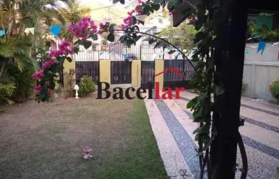 Casa com 3 quartos à venda na rua pedro teles, praça seca, rio de janeiro, 215 m2 por r$ 550.000