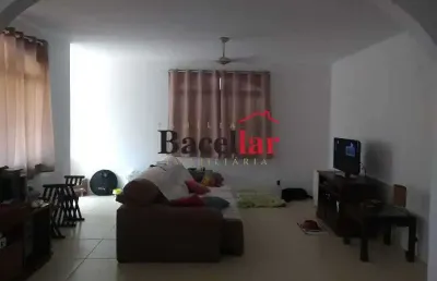 Casa com 5 quartos à venda na rua cristóvão penha, piedade, rio de janeiro, 270 m2 por r$ 380.000
