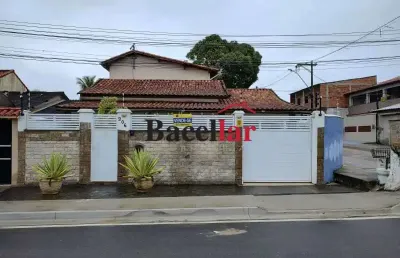 Casa com 4 quartos à venda na rua jerônimo, fazendinha, araruama, 143 m2 por r$ 640.000