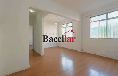 Apartamento com 2 quartos à venda na rua senador nabuco, vila isabel, rio de janeiro, 55 m2 por r$ 220.000