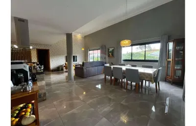 Casa a venda de condomínio parque imperador de bragança paulista