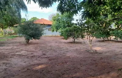 Chácara / sítio com 3 quartos para alugar no Parque Santa Rita, Bauru 