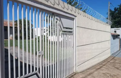 Excelente ponto comercial para clínica odontológica, psicologia, escritório, loja, etc...