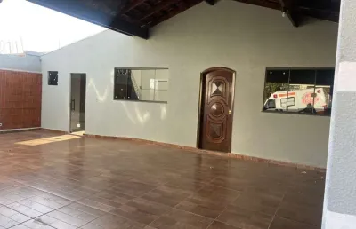 Casa com 3 quartos para alugar no Jardim América, Bauru 