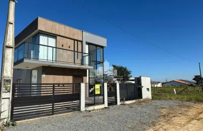 Casa com 3 quartos à venda na avenida claudiomiro vizoto, 779, praia do ervino, são francisco do sul por r$ 1.290.000