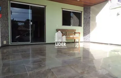 Casa com 4 dormitórios, 200 m² - venda por r$ 850.000,00 ou aluguel por r$ 4.700,00/ano - vila blanche - cabo frio/rj