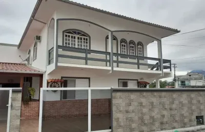 Casa com 4 quartos à venda no Centro, Palhoça 