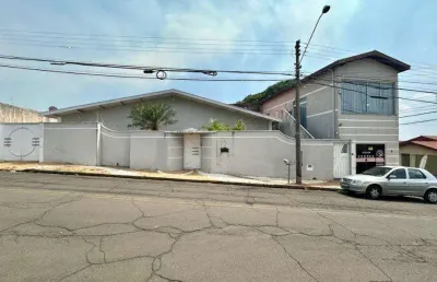 Casa à venda em santa bárbara d'oeste, jardim boa esperança, com 2 suítes, com 236 m²