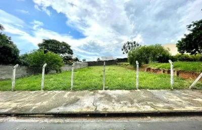 Terreno à venda em Chácara Mantovani, Americana 