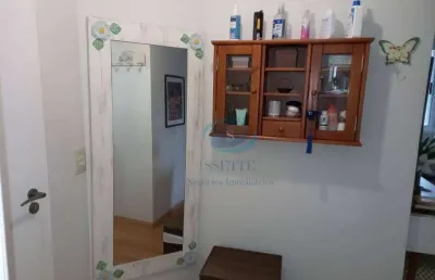 Sobrado em condomínio fechado em excelente estado,metro alto do ipiranga,3 dormitórios,2 vagas,aceita proposta.