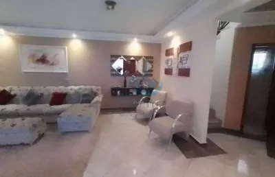 Sobrado ipiranga com 4 dormitórios,2 suítes,sala 2 ambientes,em ótimo estado,4 vagas cobertas,aceita permuta e proposta,agende sua visita.