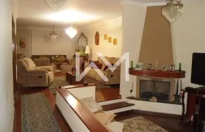 Casa com 3 quartos à venda na Rua Santo Antônio, 220, Vila Galvão, Guarulhos