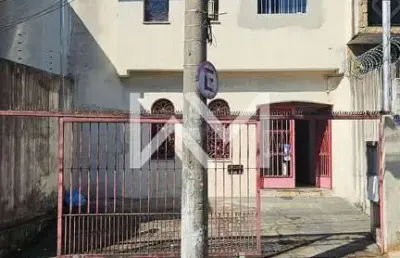 Excelente sobrado comercial  para locação com 2 salas , 2 lavabos, 2 vagas de garagem, 113m², centr
