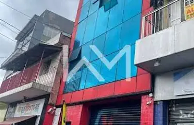 Prédio comercial e residencial, com 6 apartamentos e salão em cocaia  -  guarulhos