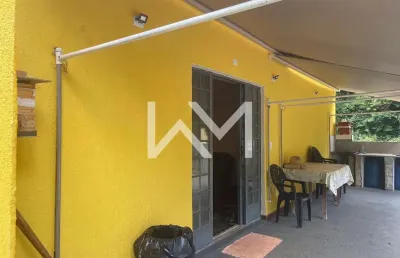 Excelente chácara à venda com 3 dormitórios, 1 banheiro, 6 vagas de garagem, 2677m² bairro morro gr