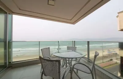 Apartamento locação de temporada quadra  mar 3 dormitórios centro itapema
