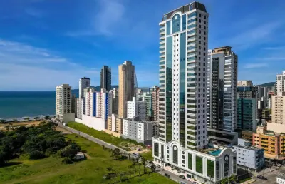 Apartamento à venda em Meia Praia, Itapema 