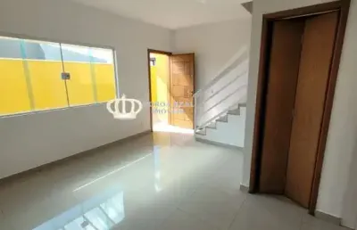 Sobrado em condomínio 3 dorms e 2 vagas na patriarca