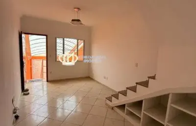 Sobrado com 3 dormitórios e 2 vagas para venda bairro patriaca