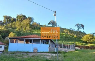 Rancho no sul de minas gerais, em ouro fino para venda.