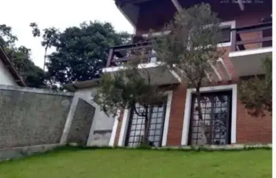 Casa com 4 dormitórios, sendo 1 suíte com hidro em mairiporã