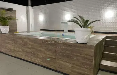 Belíssima casa moderna à venda em área nobre com 3 quartos em cabo frio