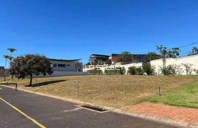 Terreno no condomínio solares da gávea com 1.135 metros quadrados.