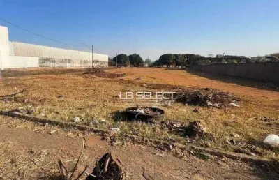 Terreno no bairro industrial com 3.467,65 metros quadrados.