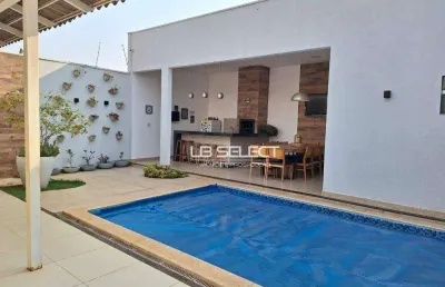 Casa no bairro laranjeiras com três quartos, suíte e área gourmet completa.