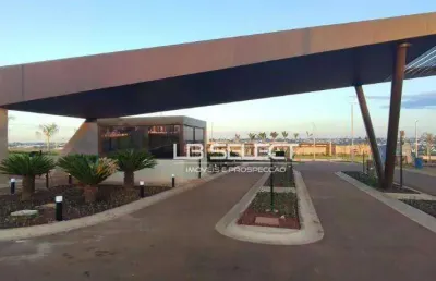 Terreno no condomínio tamboré com 370 metros quadrados.