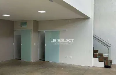 Galpão no bairro jardim europa com 242 metros quadrados.