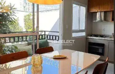Apartamento no bairro santa mônica com dois quartos, suíte e varanda.