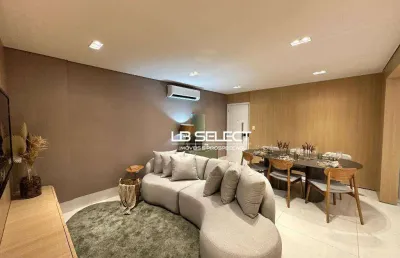 Apartamento com três quartos, uma suíte, varanda gourmet e duas vagas de garagem.