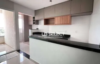 Apartamento no bairro tubalina com três quartos, uma suíte e duas vagas de garagem.