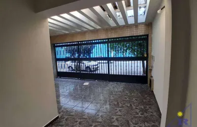 Casa com 2 quartos para alugar na Rua Júlio de Castilhos, Belenzinho, São Paulo