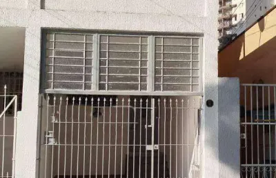 Casa com 2 quartos para alugar na Rua Cambembé, Tatuapé, São Paulo
