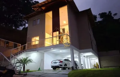 Casa em condomínio fechado com 3 quartos à venda na estrada retiro, 00, bom retiro, teresópolis, 226 m2 por r$ 1.200.000